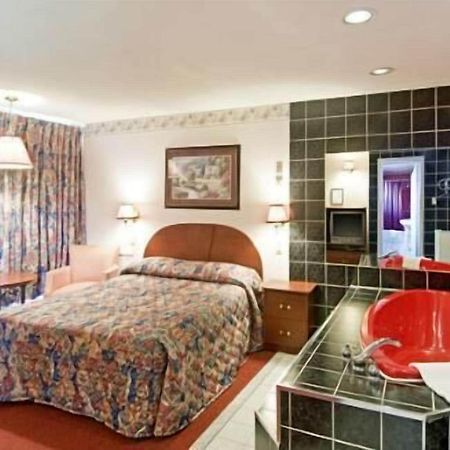 טורולד Milan Garden Inn מראה חיצוני תמונה